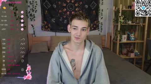 Snapshot of nick_win chatting on November 7, 11:38 pm Nick online show from November 7, 11:38 pm