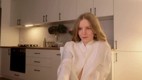 Snapshot of nickacherie chatting on May 24, 4:01 pm Nicka Cherie online show from May 24, 4:01 pm