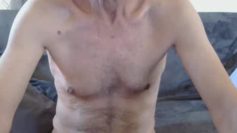 nickincali online show from February 28, 7:04 pm