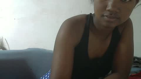nickiqqyuu online show from May 16, 11:46 pm