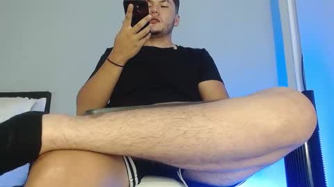 nickk_hills online show from March 24, 2:33 pm