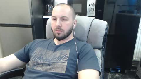 Snapshot of nickolas22 chatting on February 9, 11:57 pm Julian online show from February 9, 11:57 pm