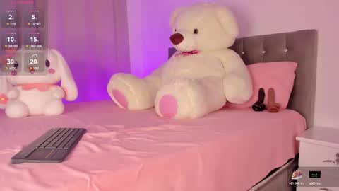 Snapshot of nicksantos_ chatting on November 13, 4:39 pm Nicolas online show from November 13, 4:39 pm