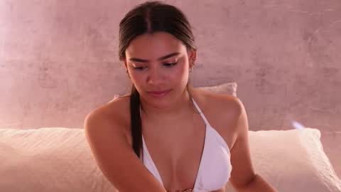 Snapshot of nicky_and_blake chatting on October 28, 8:11 pm nicky and blake online show from October 28, 8:11 pm