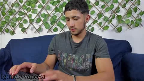 nicky online show from January 18, 11:22 pm