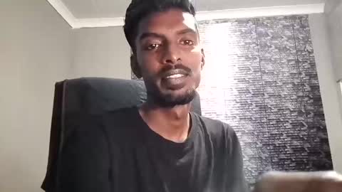 Snapshot of nickyle63 chatting on February 26, 7:16 pm james online show from February 26, 7:16 pm