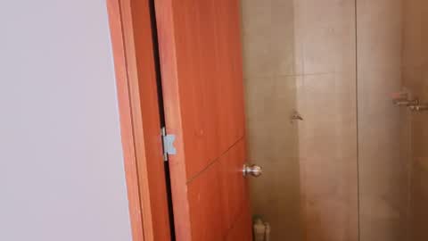 Nicky online show from April 9, 4:34 pm