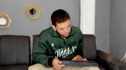 Snapshot of nico_blaze7 chatting on January 17, 12:21 pm nico_blaze7 online show from January 17, 12:21 pm