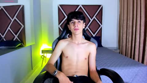 Nico  online show from May 29, 8:29 pm