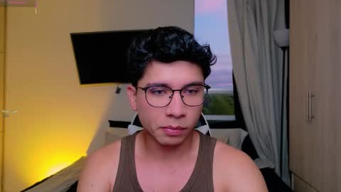 Snapshot of nicocruzz chatting on September 13, 10:48 am Nico Cruz online show from September 13, 10:48 am