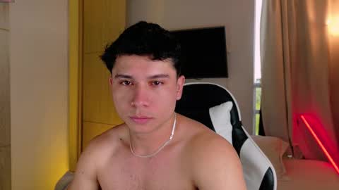 Snapshot of nicocruzz chatting on September 26, 11:25 am Nico Cruz online show from September 26, 11:25 am