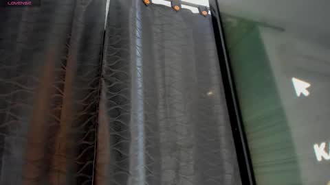 nicohillx online show from January 17, 5:23 am