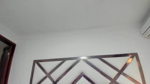 nicohillx online show from February 13, 9:33 pm