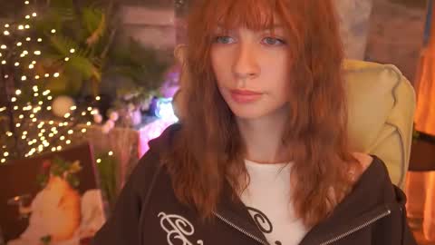 Nicol Moonn online show from February 27, 1:33 pm