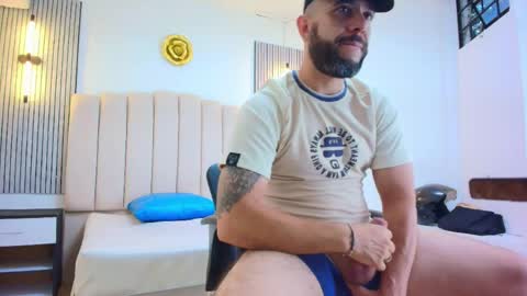 NICOLAS online show from May 22, 12:11 pm