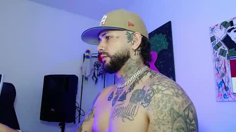 nicolas online show from May 10, 3:23 am