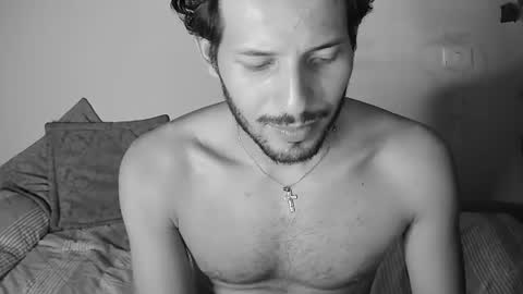 Snapshot of nicolasrodrii chatting on June 14, 2:24 am nicolasrodrii online show from June 14, 2:24 am