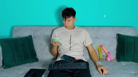 nicolastorres__ online show from November 25, 6:35 am