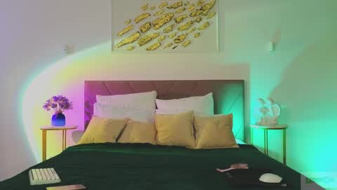 Nicole online show from April 4, 9:12 pm