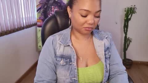 Snapshot of nicole_lushh chatting on June 10, 5:34 pm nicole_lushh online show from June 10, 5:34 pm