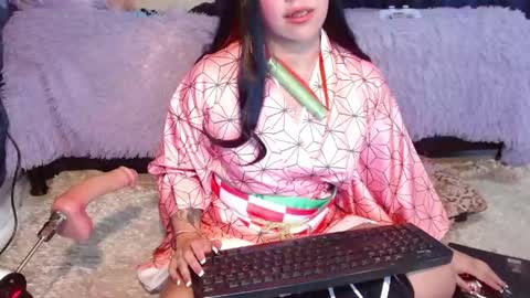  Anna Nicole  online show from April 20, 3:37 pm