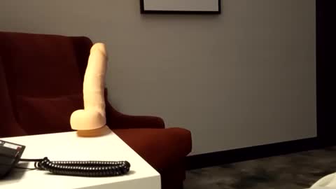 nicoleandbrian online show from November 25, 10:54 pm