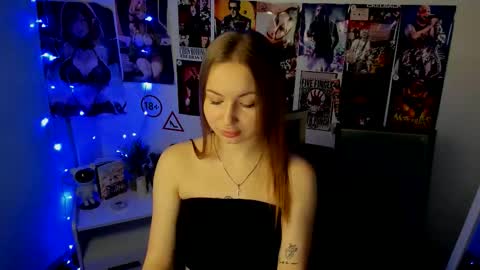 Nicole online show from October 26, 7:14 am