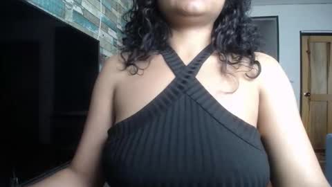 Nicole online show from February 12, 2:12 pm