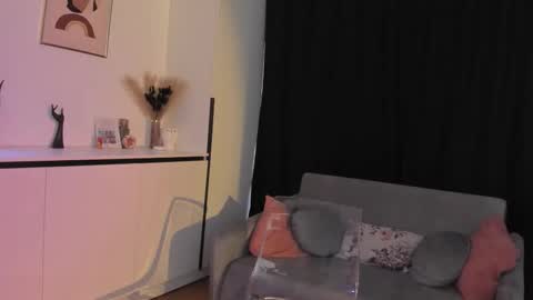 Snapshot of nicoleirisxxx chatting on September 26, 5:00 am nicoleirisxxx online show from September 26, 5:00 am