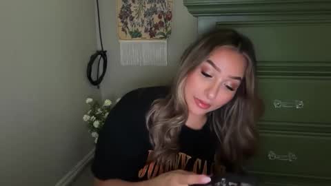 nicolelovesyou444 online show from November 3, 4:08 pm