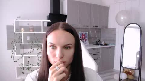 Snapshot of nicolemerz chatting on May 26, 7:26 am Nicole online show from May 26, 7:26 am