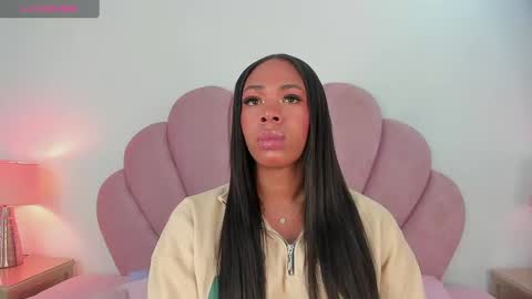 Snapshot of nicoleparadise_ chatting on February 3, 12:47 pm NICOLE online show from February 3, 12:47 pm