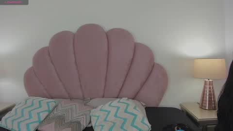 Snapshot of nicoleparadise_ chatting on September 16, 12:28 pm NICOLE online show from September 16, 12:28 pm