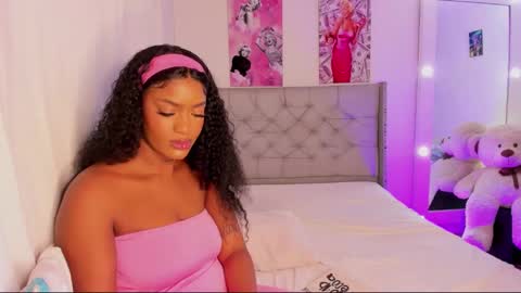 nicoleparker10 online show from December 5, 3:26 am