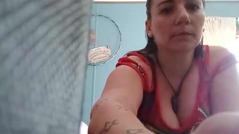 nicolescontent2025 online show from April 9, 3:28 pm