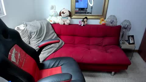 Snapshot of nicolettcolin chatting on December 18, 6:46 pm Nicolettcolin online show from December 18, 6:46 pm