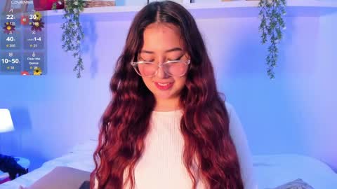 Snapshot of nicolle_evanss_ chatting on April 3, 1:14 am nicolle_evanss_ online show from April 3, 1:14 am