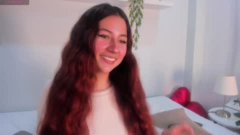 Snapshot of nicolle_evanss_ chatting on April 21, 3:46 am nicolle_evanss_ online show from April 21, 3:46 am