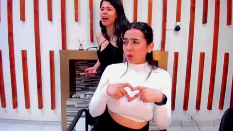 Snapshot of nicolle_mays chatting on February 15, 7:06 pm Nicolle Mays online show from February 15, 7:06 pm