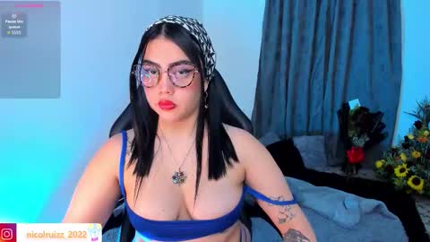 Snapshot of nicolle_ruizz chatting on February 28, 10:38 am Nicoll online show from February 28, 10:38 am