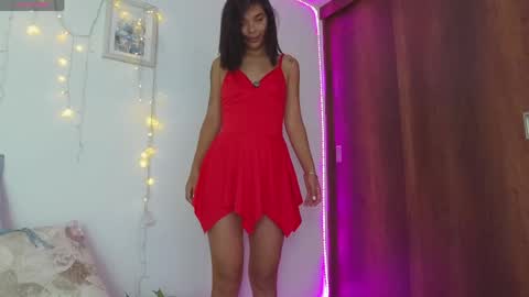 Nicolle online show from May 20, 11:22 pm