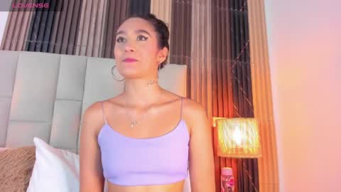 NICOL online show from April 11, 11:25 am