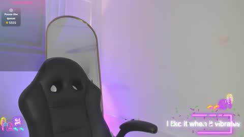 Nicol online show from February 19, 9:55 pm