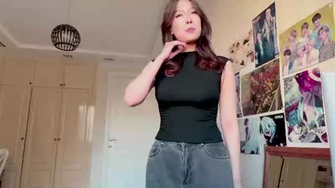 Snapshot of nievesshippey chatting on June 19, 11:36 am Hanna online show from June 19, 11:36 am