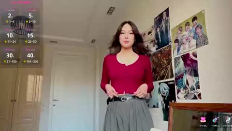 Snapshot of nievesshippey chatting on July 16, 9:48 am Hanna online show from July 16, 9:48 am