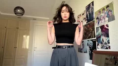 Snapshot of nievesshippey chatting on July 20, 9:12 am Hanna online show from July 20, 9:12 am