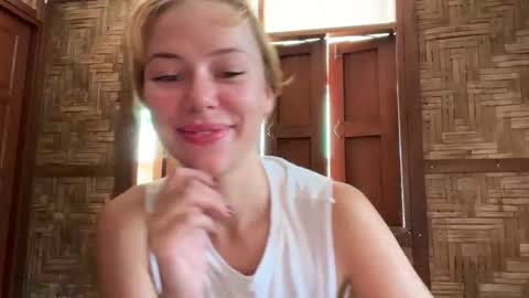 Aurora online show from March 7, 3:47 am