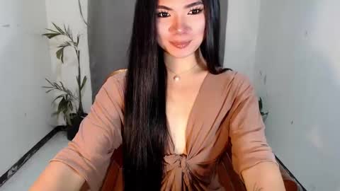 nightmarexox1 online show from May 3, 10:43 am