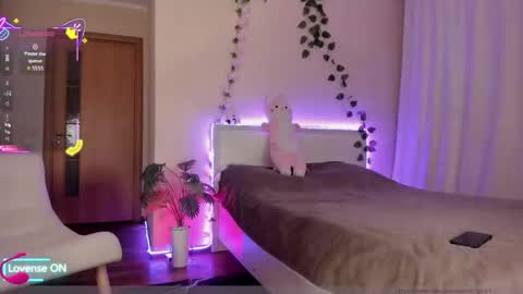 Lana online show from February 22, 3:32 pm