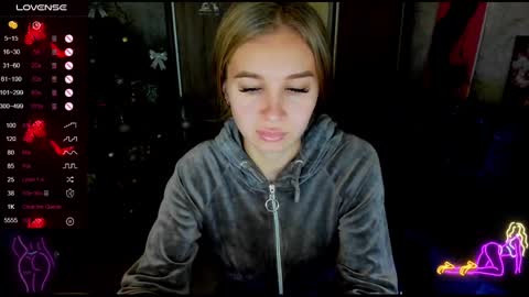 nigo_nika online show from December 27, 1:07 pm